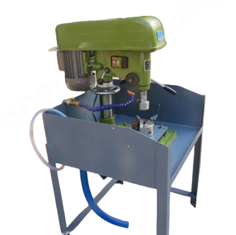 Промышленное оборудование для обработки нефрита и агата: станок для формовки внутренних и внешних колец, машина для изготовления браслетов, присоска для нефритовых пластин
Промышленное оборудование для обработки нефрита и агата: станок для формовки внутренних и внешних колец, машина для изготовления браслетов, присоска для нефритовых пластин