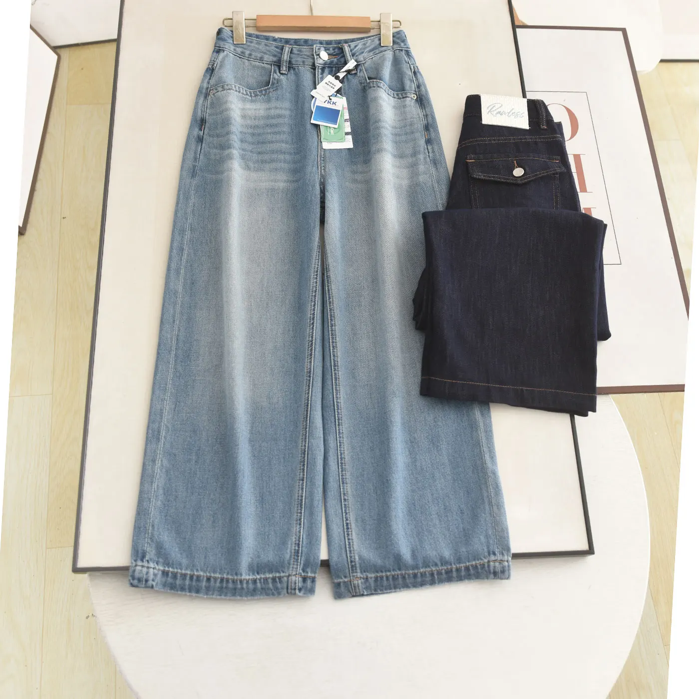 High Waist Wide Leg Pants Thin Denim Lyocell Casual Summer Jeans Women's High Waist Loose Fit Trousers Slimming Effect
High Waist Wide Leg Pants Thin Denim Lyocell Casual Summer Jeans Women's High Waist Loose Fit Trousers Slimming Effect