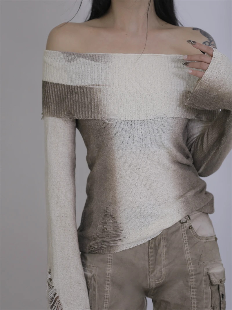 Moonlet Pure Desire Gradient Design Trendy One Shoulder Retro Hole Knitted Sweater Women Slim Long Sleeve Top Polyester Fiber
Moonlet Pure Desire Gradient Design Trendy One Shoulder Retro Hole Knitted Sweater Women Slim Long Sleeve Top Polyester Fiber