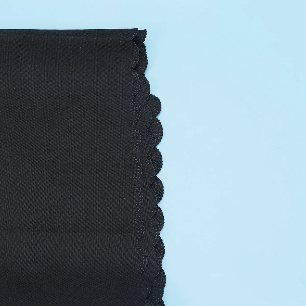 Black Tablecloth High Quality Polyester Stain Resistant Easy Clean Table Cover for Kitchen Cafe Restaurant Home Office Decor
Black Tablecloth High Quality Polyester Stain Resistant Easy Clean Table Cover for Kitchen Cafe Restaurant Home Office Decor