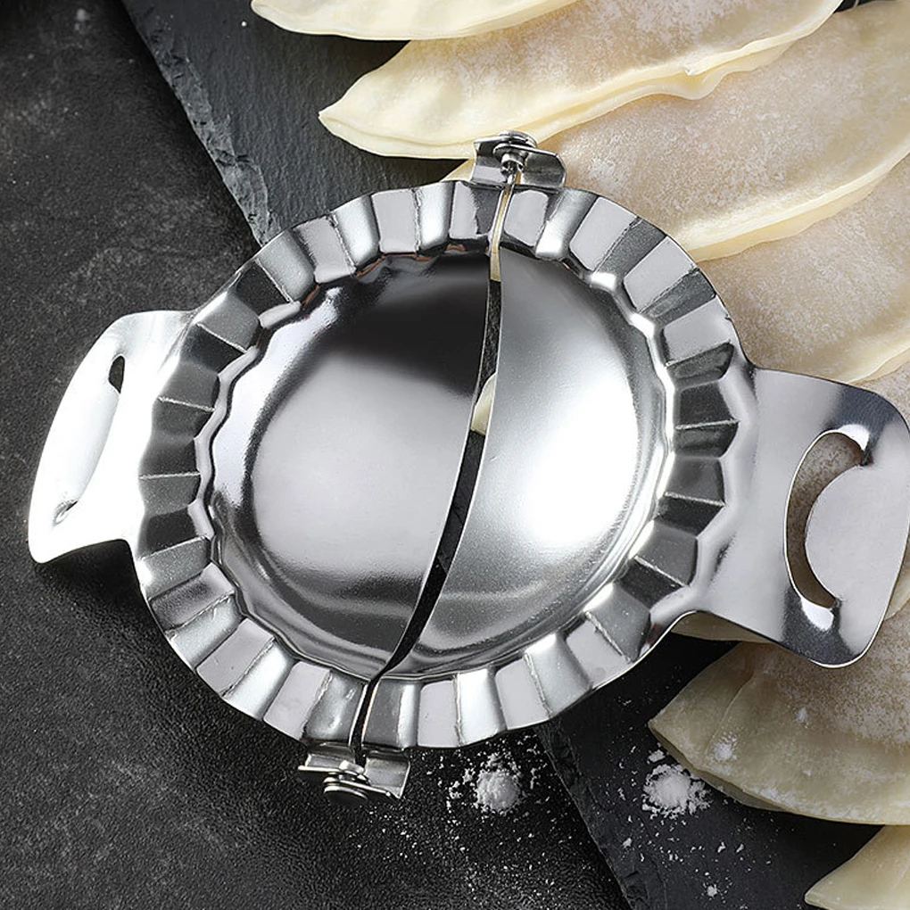 Stainless Steel Dumpling Maker Portable Dumpling Artifact Handled Washable Pastry Mold Fruit Pie Molds Kitchen Cooking Tool
Stainless Steel Dumpling Maker Portable Dumpling Artifact Handled Washable Pastry Mold Fruit Pie Molds Kitchen Cooking Tool