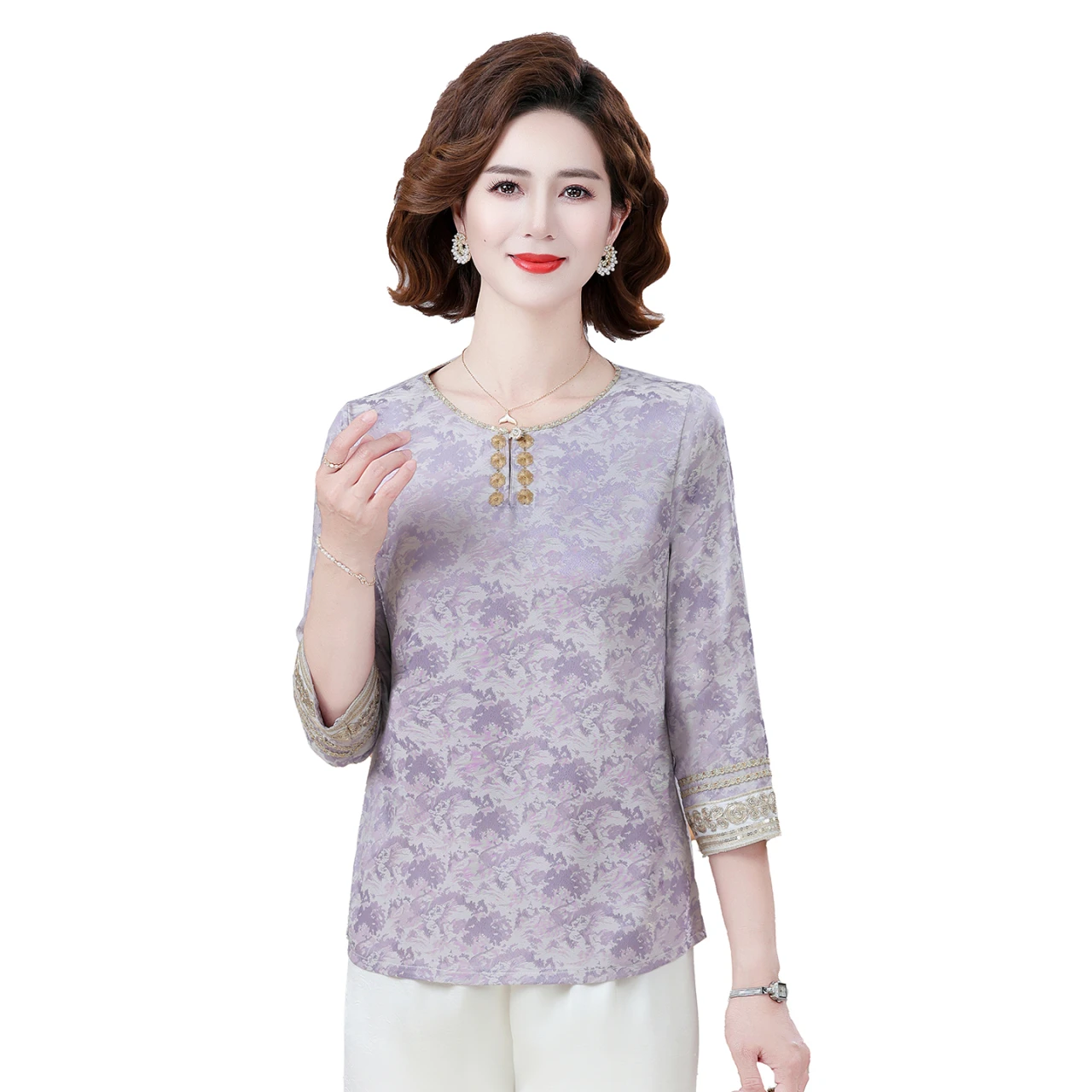 Женская элегантная блузка из атласа с принтом, с круглым вырезом, рукавом 3/4, приталенная, короткая, летняя, в стиле пэчворк.
Женская элегантная блузка из атласа с принтом, с круглым вырезом, рукавом 3/4, приталенная, короткая, летняя, в стиле пэчворк.