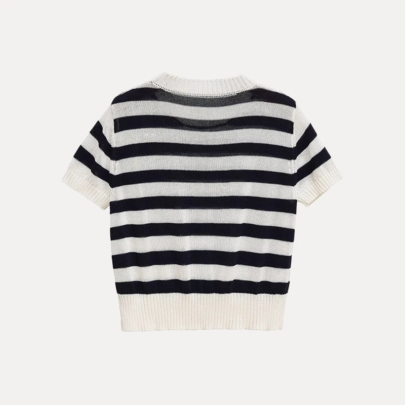 Spring 2025 Women's Faion Knitted ort Sve round Ne Striped Top Street Sle Polyester Fiber Regular Length Z
Spring 2025 Women's Faion Knitted ort Sve round Ne Striped Top Street Sle Polyester Fiber Regular Length Z