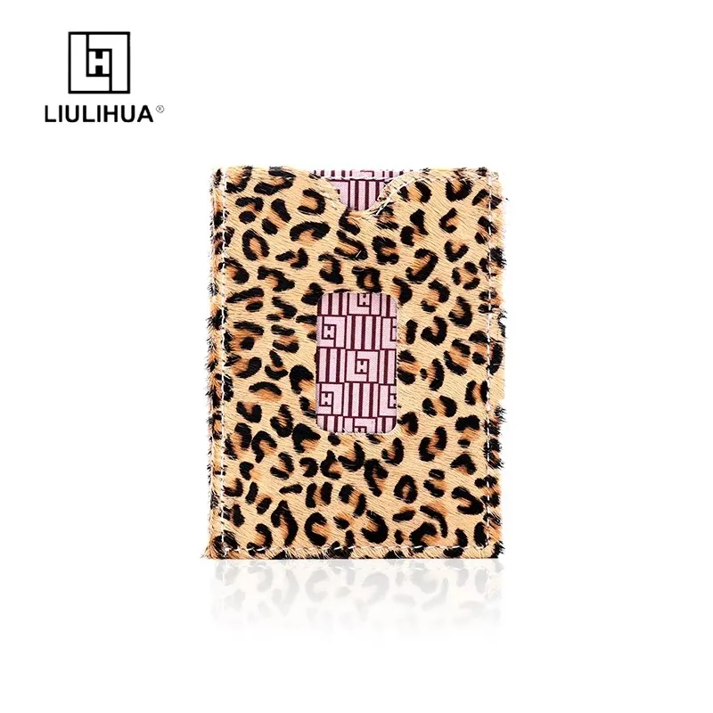 Wallet card holder, anti-LLH LIULIHUAft brush, wallet shielding, RFID cowhide anti-theft brush, demagnetized NFC card holder
Wallet card holder, anti-LLH LIULIHUAft brush, wallet shielding, RFID cowhide anti-theft brush, demagnetized NFC card holder