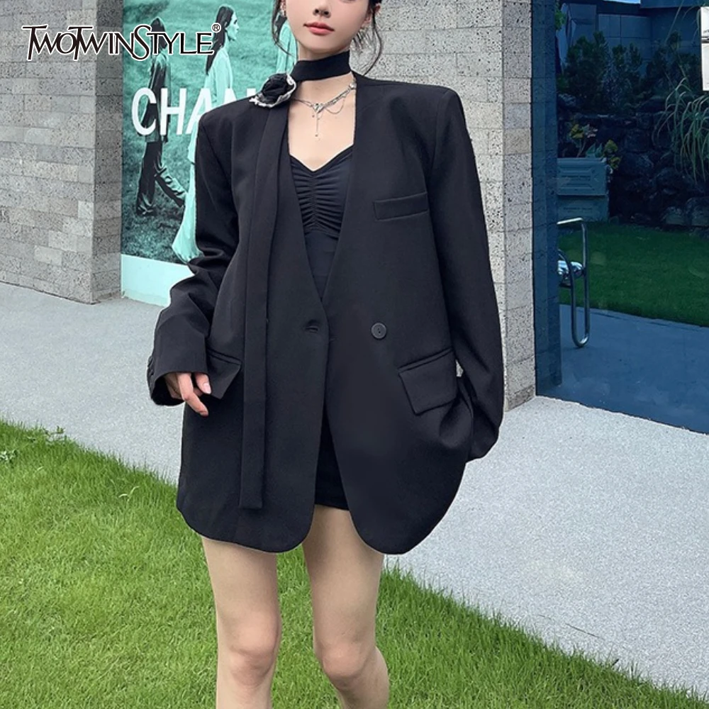 TWOTWINSTYLE Black Spliced Flower Lace Up Jacket Female V Neck Long Sleeve Loose Office Lady Women's Jackets Autumn Fashion New
TWOTWINSTYLE Black Spliced Flower Lace Up Jacket Female V Neck Long Sleeve Loose Office Lady Women's Jackets Autumn Fashion New