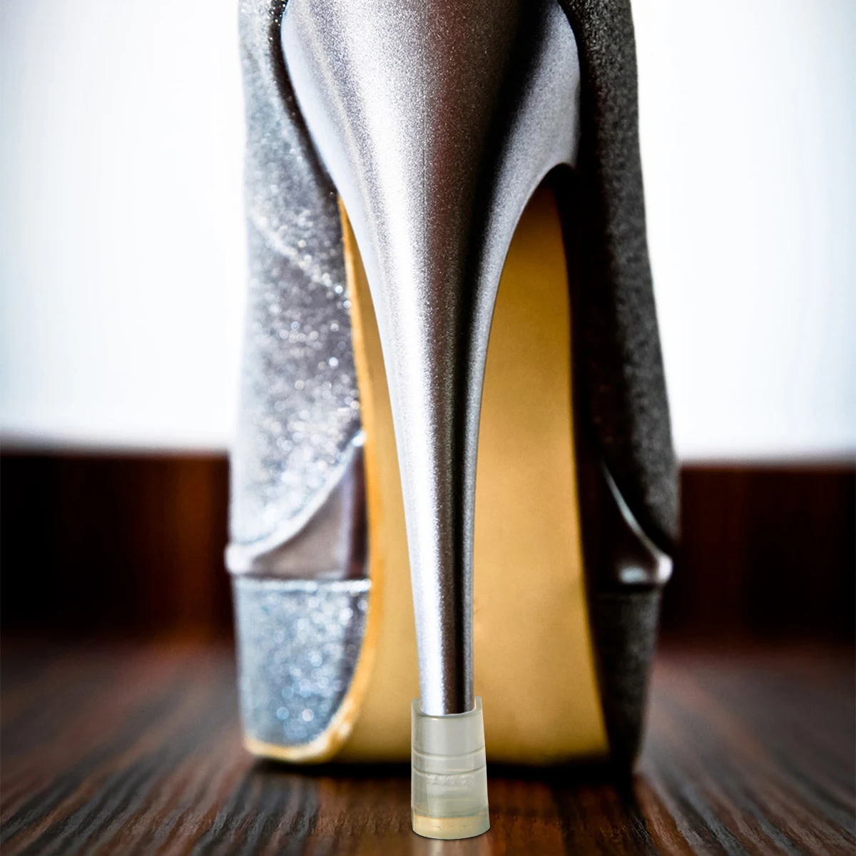 High Heels Protector Anti Slip Heel Cover for Women Non Slip Arch Support Shoe Inserts Protective Cover Heels Saver Long Wear
High Heels Protector Anti Slip Heel Cover for Women Non Slip Arch Support Shoe Inserts Protective Cover Heels Saver Long Wear