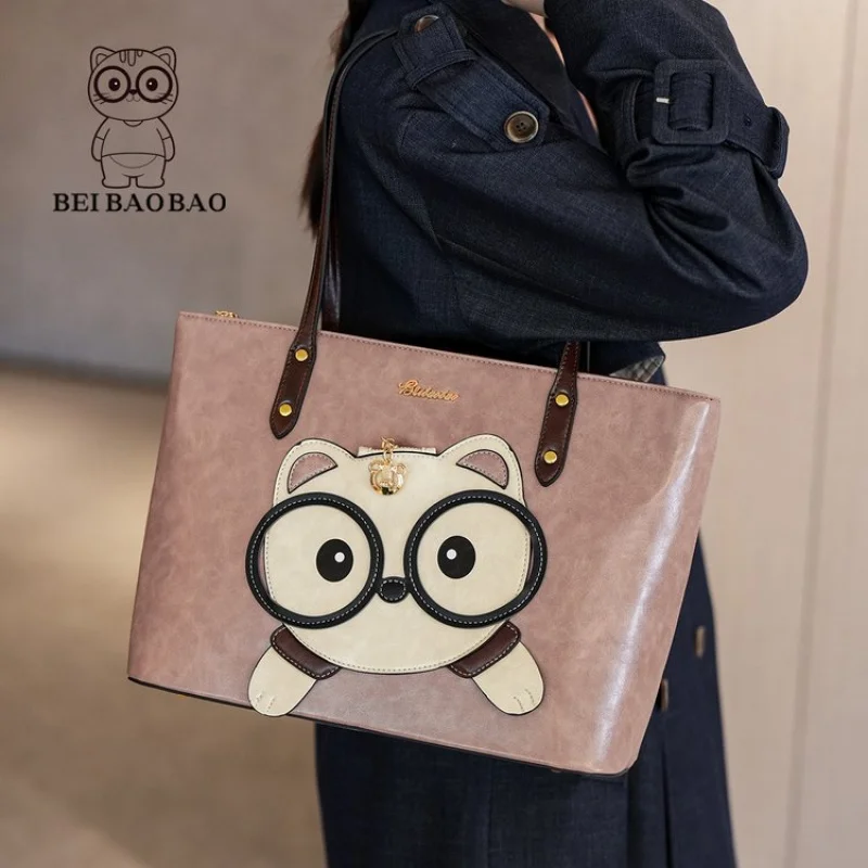 Designer Leather Crossbody Bag For Women Elegant And Durable With Adjustable Strap Luxury Brand Quality
Designer Leather Crossbody Bag For Women Elegant And Durable With Adjustable Strap Luxury Brand Quality
