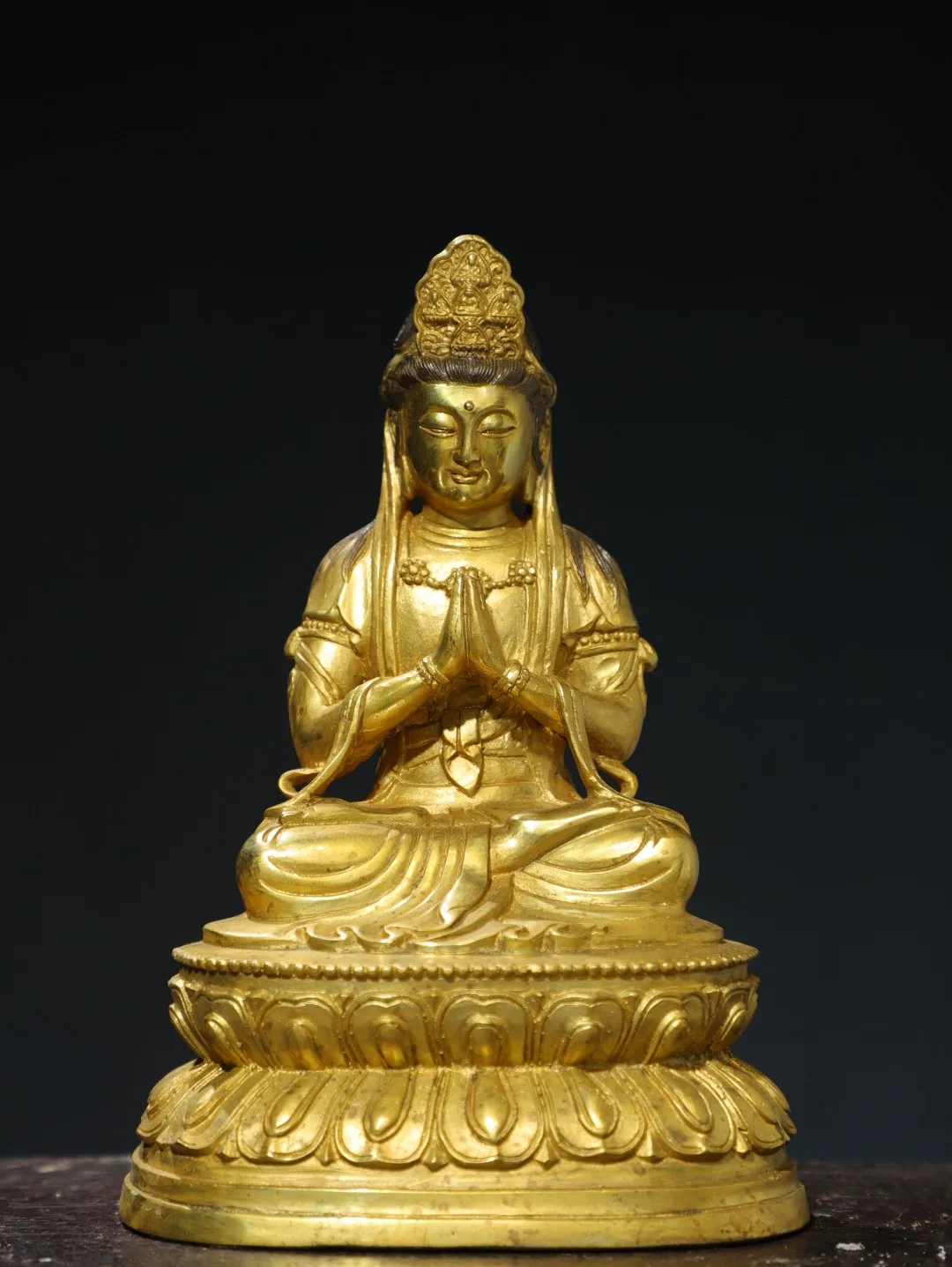 Pure Copper Gilded Buddha Statue Ornaments With Exquisite Craftsmanship and Beautiful Appearance are Worth Collecting
Pure Copper Gilded Buddha Statue Ornaments With Exquisite Craftsmanship and Beautiful Appearance are Worth Collecting