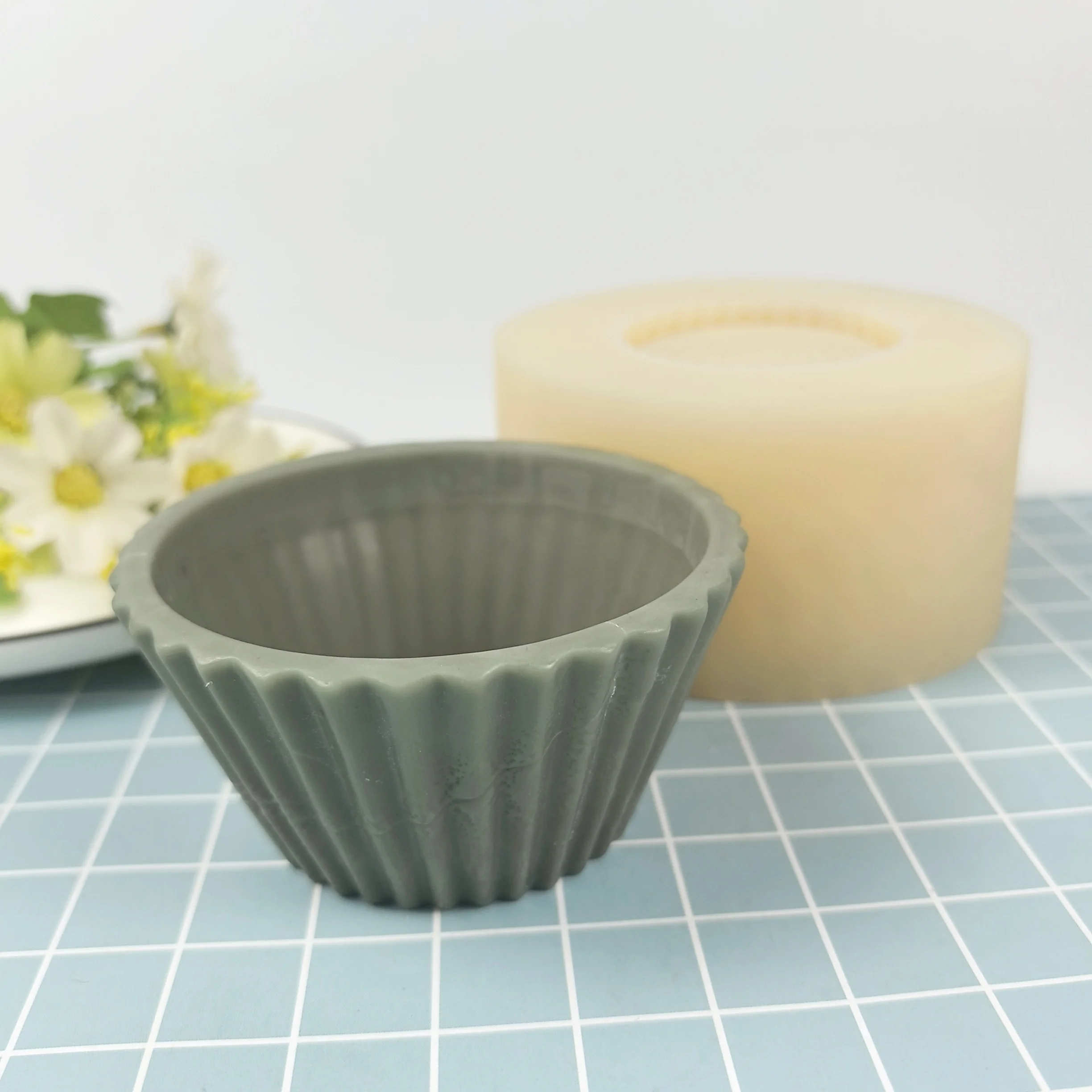 3D Cupcake Shape Molds Bowl Silicone Moulds Handmade Soap Fondant Cake DIY Cakes Tools Aroma For Cake Decorations Artwork
3D Cupcake Shape Molds Bowl Silicone Moulds Handmade Soap Fondant Cake DIY Cakes Tools Aroma For Cake Decorations Artwork