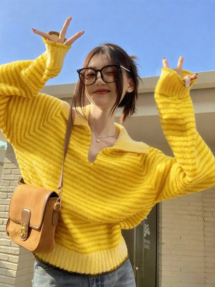 Unique Beautiful Yellow Striped Thiened Knitted Sweater Women's Winter Faion Korean Sle Soft Lazy Turn-down Collar Top
Unique Beautiful Yellow Striped Thiened Knitted Sweater Women's Winter Faion Korean Sle Soft Lazy Turn-down Collar Top