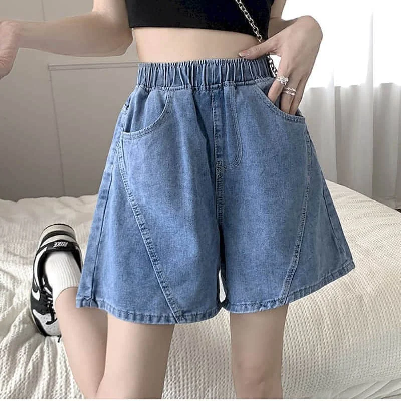 Denim Shorts for Women Large Size Vintage Casual Loose Korean Fashion Jeans A-line Elastic Waist Flared Pants Women Clothing
Denim Shorts for Women Large Size Vintage Casual Loose Korean Fashion Jeans A-line Elastic Waist Flared Pants Women Clothing
