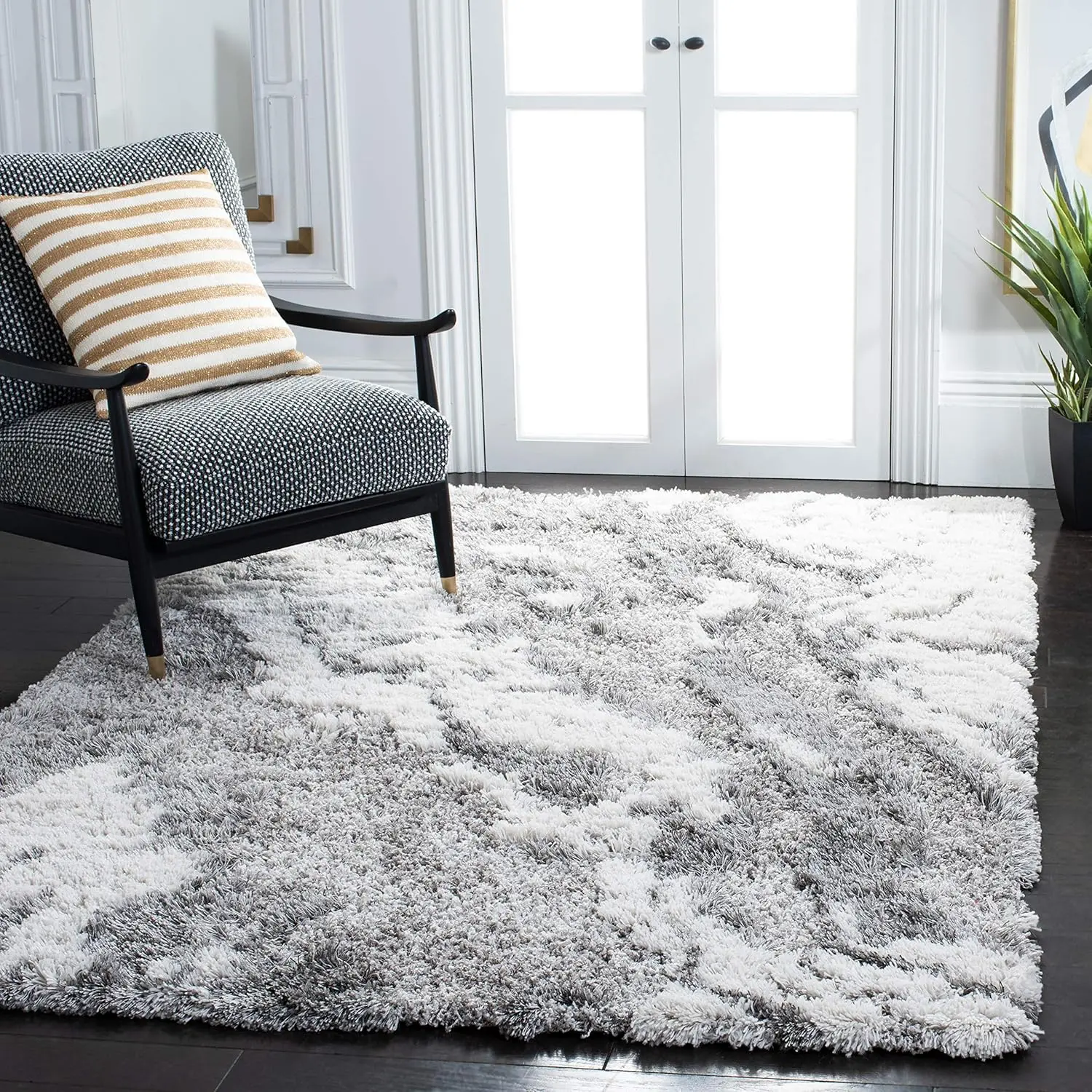 Horizon Shag Collection Area Rug - 3' Square, Grey & Ivory, Modern Abstract Design, Non-Shedding & Easy Care, 2-Inch Thi I For
Horizon Shag Collection Area Rug - 3' Square, Grey & Ivory, Modern Abstract Design, Non-Shedding & Easy Care, 2-Inch Thi I For