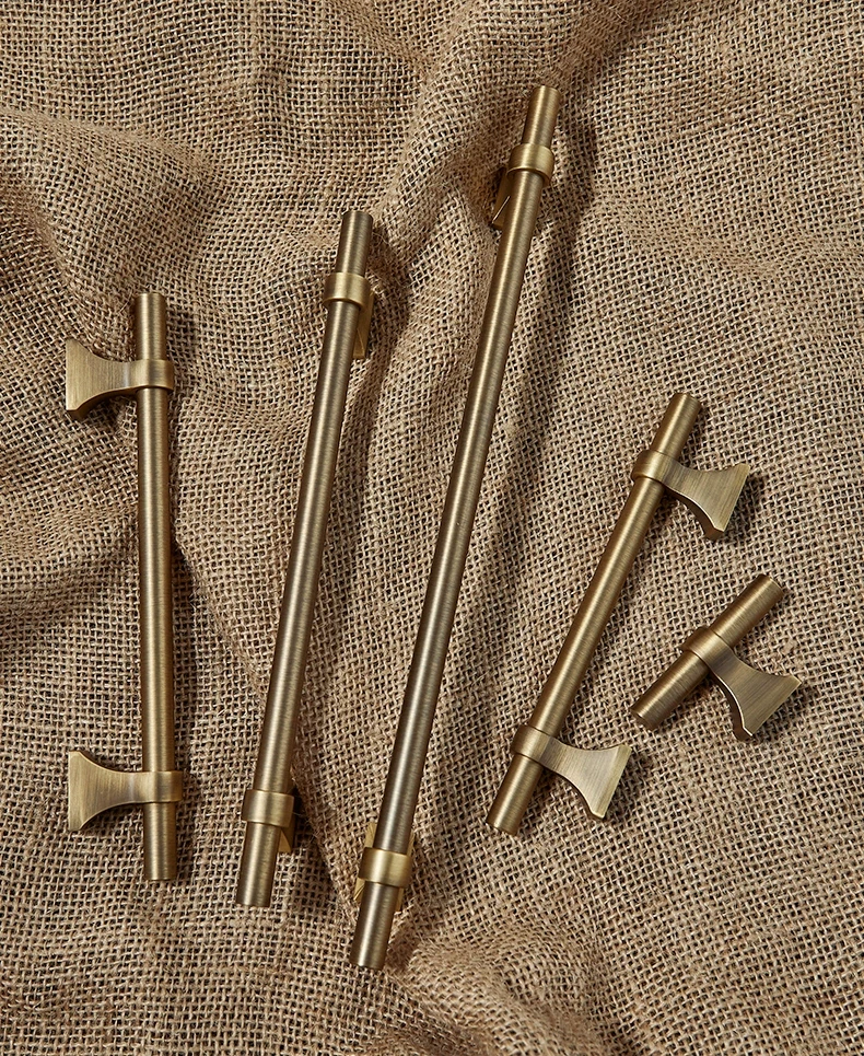 ANXIANG Современная простая длинная ручка для двери шкафа, латунь, ретро, медный цвет, ящик, шкаф для обуви, кухонная ручка
ANXIANG Современная простая длинная ручка для двери шкафа, латунь, ретро, медный цвет, ящик, шкаф для обуви, кухонная ручка