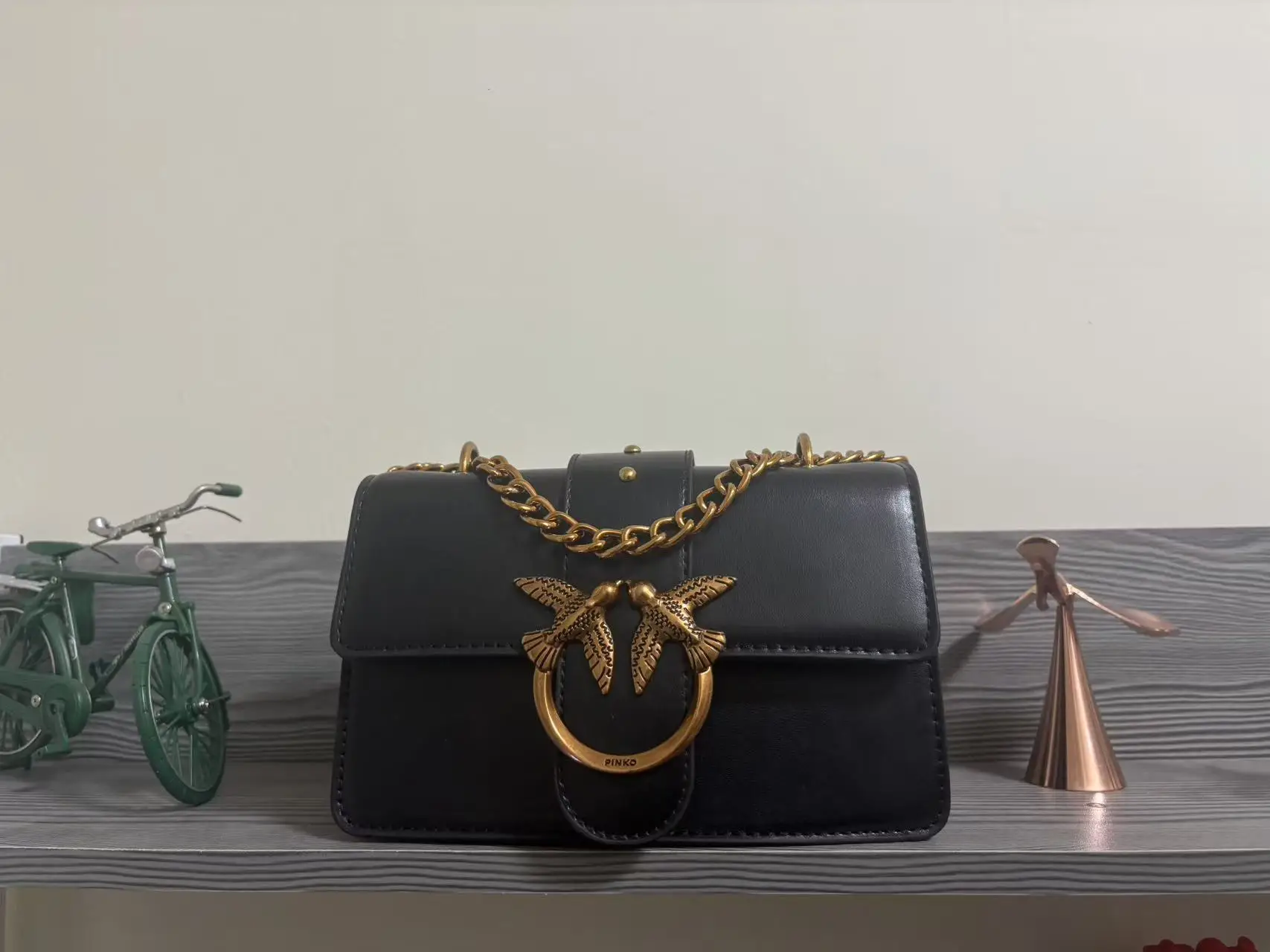 Yanzi Bag Women's Bag 2026 New Korean Chain Shoulder Crossbody Bag Fashion Versatile Small Square Bag
Yanzi Bag Women's Bag 2026 New Korean Chain Shoulder Crossbody Bag Fashion Versatile Small Square Bag