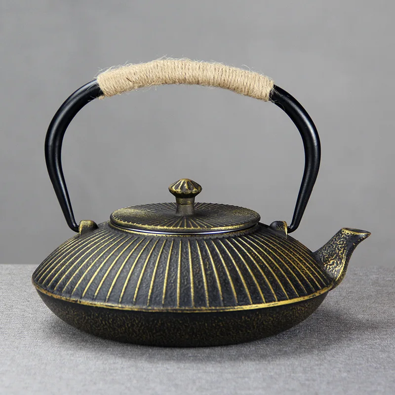 1200ml Iron Tea Kettle Teapot with Filter China Traditional Gong Fu Tea Accessories House Decor for Friends Tea Lovers
1200ml Iron Tea Kettle Teapot with Filter China Traditional Gong Fu Tea Accessories House Decor for Friends Tea Lovers