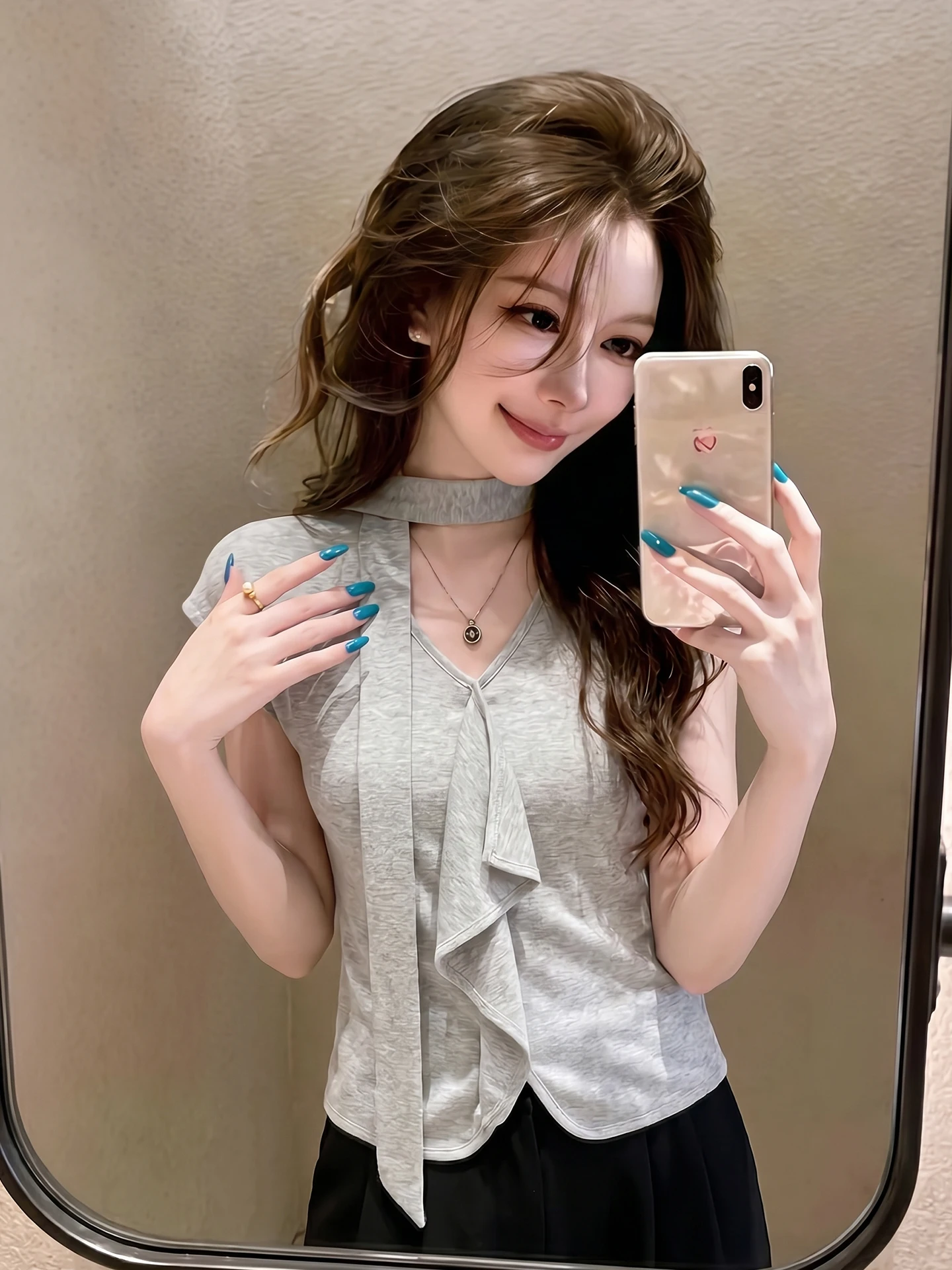 Skin-friendly V-neck T-shirt with Short Sleeves And Lace Trim Summer Anti-ageing Versatile Pure Color Hooded Korean Style Wor...
Skin-friendly V-neck T-shirt with Short Sleeves And Lace Trim Summer Anti-ageing Versatile Pure Color Hooded Korean Style Wor...
