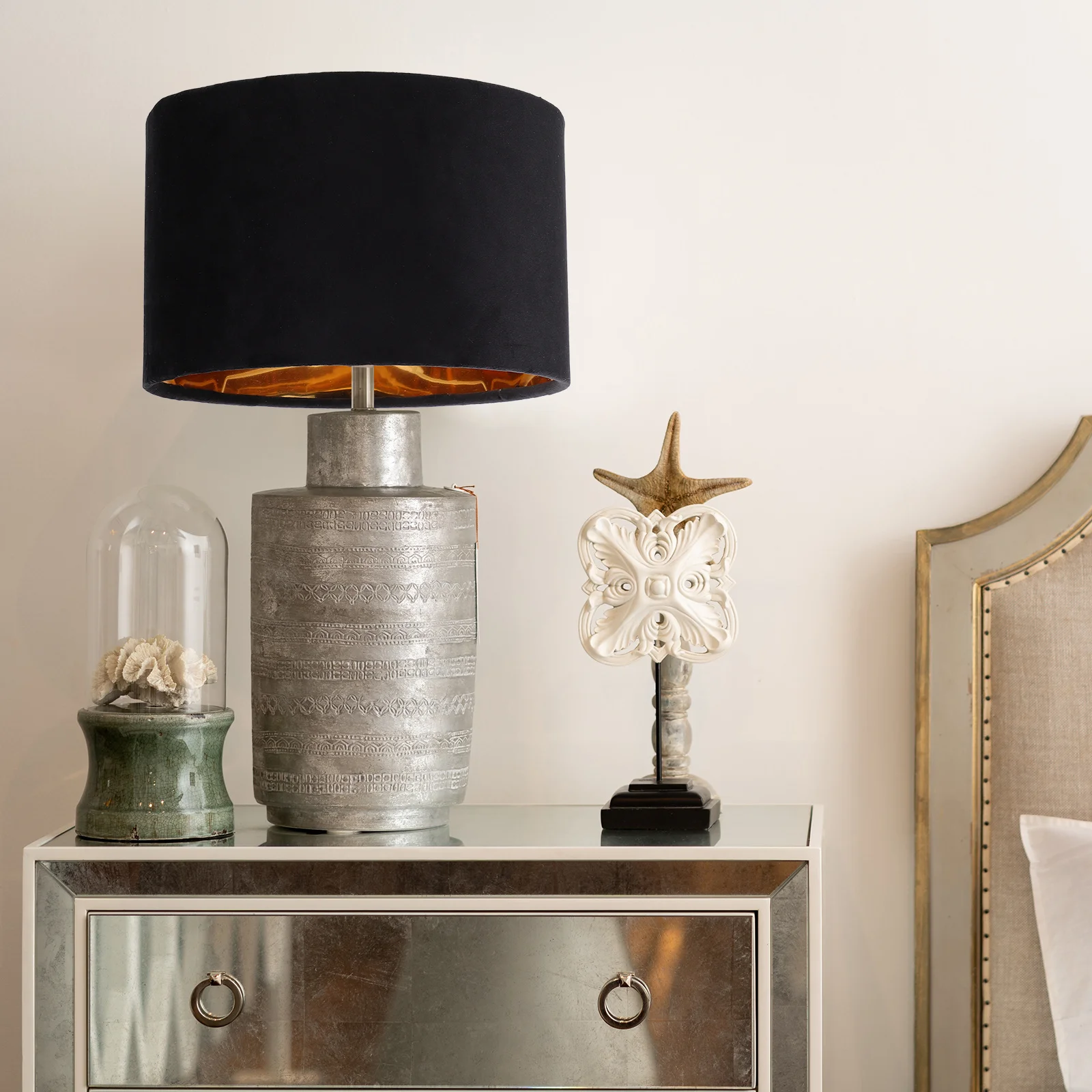 Decorative Cloth Craft Lamp Shade Soft Light Cover for Bedroom Desk Lamp Cozy Atmosphere Lampshade Accessory Lampshade
Decorative Cloth Craft Lamp Shade Soft Light Cover for Bedroom Desk Lamp Cozy Atmosphere Lampshade Accessory Lampshade