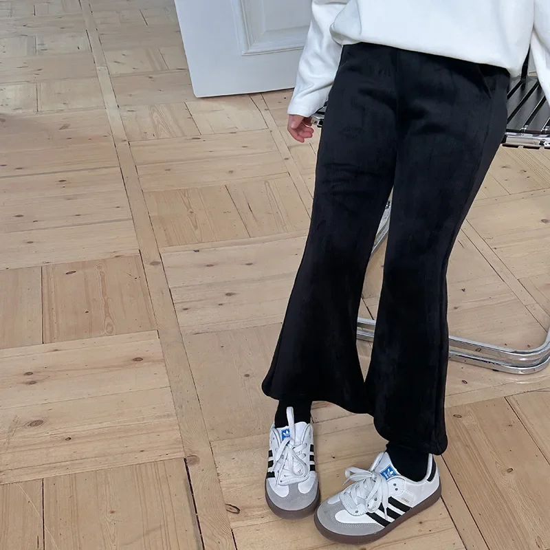 2024 Velvet Girls' Winter Collection Children's Korean Edition Thickened Slimming Fashionable Retro Flared Pants
2024 Velvet Girls' Winter Collection Children's Korean Edition Thickened Slimming Fashionable Retro Flared Pants