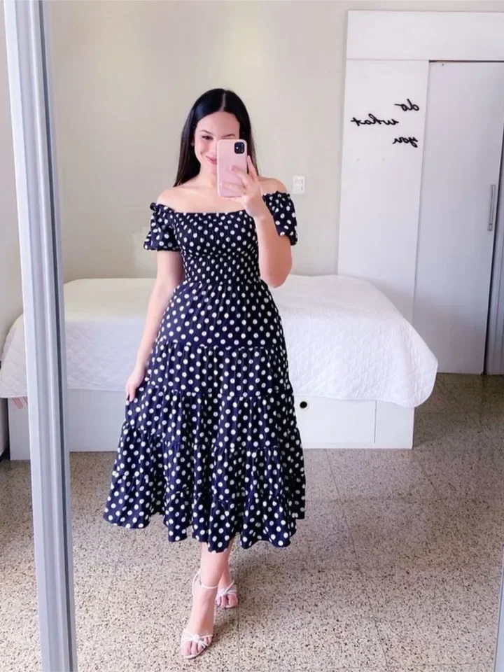Fashionable Floral Print Long Dress For Spring Summer Sexy Off Shoulder Dress For Women's Parties Elegant Mid Length Dress
Fashionable Floral Print Long Dress For Spring Summer Sexy Off Shoulder Dress For Women's Parties Elegant Mid Length Dress