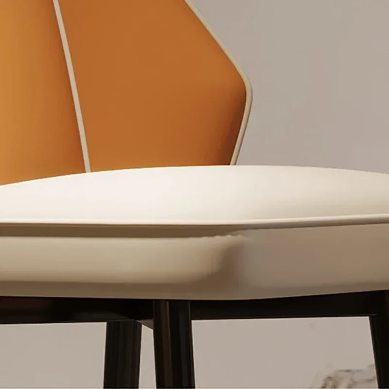 Design Luxury Bar Chair Leather Metal Minimalist Waterproof Nordic Torque Aesthetic Chair Owl Bar Stools Stainless Furniture
Design Luxury Bar Chair Leather Metal Minimalist Waterproof Nordic Torque Aesthetic Chair Owl Bar Stools Stainless Furniture
