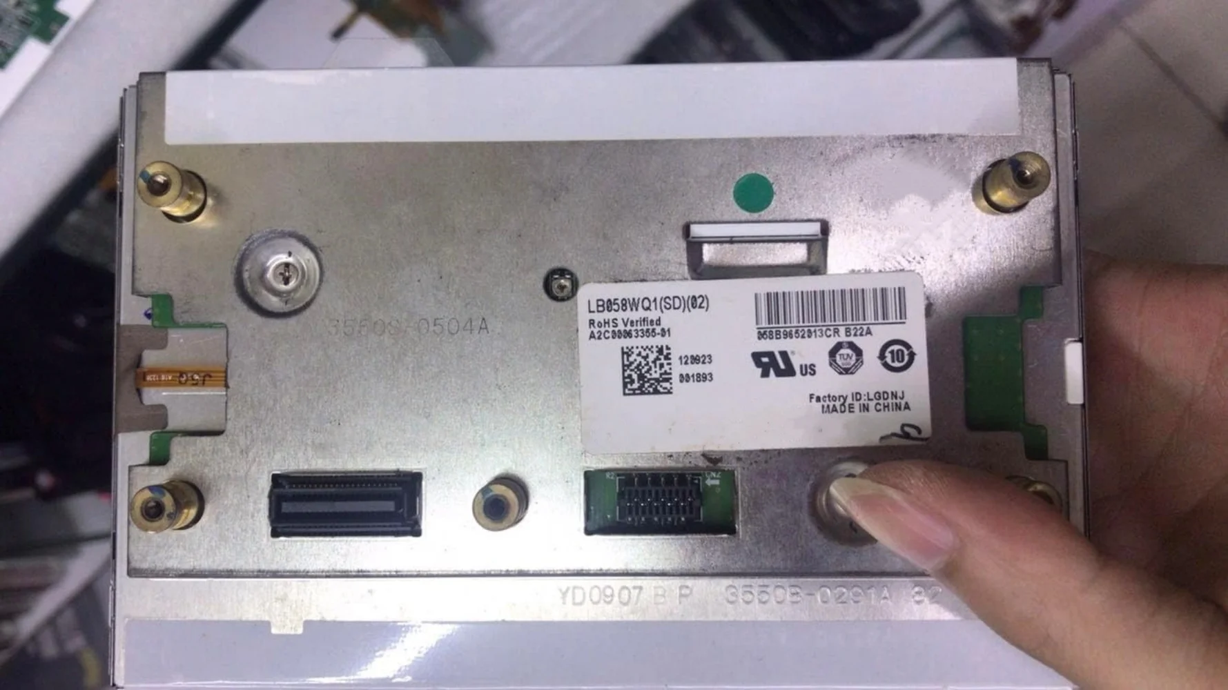 LB058WQ1(SD)(01) (SL)(02) (SL)(03) Original 5.8-inch 400 (RGB)×240 WQVGA car/industrial IPS LCD screen in stock
LB058WQ1(SD)(01) (SL)(02) (SL)(03) Original 5.8-inch 400 (RGB)×240 WQVGA car/industrial IPS LCD screen in stock