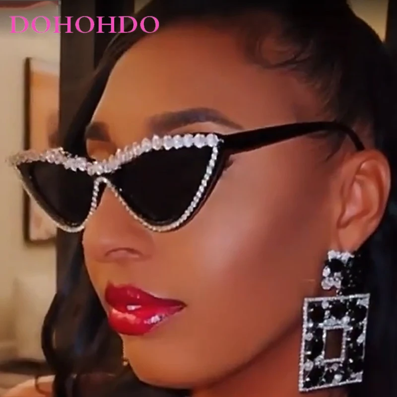 New Vintage Cat Eye Rhinestone Classic Sunglasses Woman Man Luxury Designer Glasses Travel Street Photography Lentes UV400 Очки
New Vintage Cat Eye Rhinestone Classic Sunglasses Woman Man Luxury Designer Glasses Travel Street Photography Lentes UV400 Очки