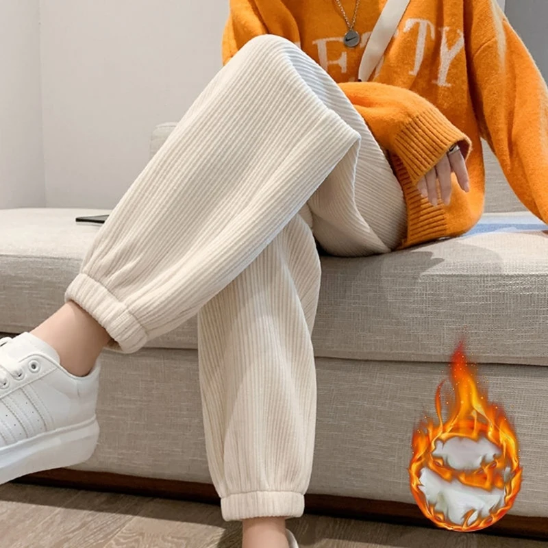 Oversized Plus Velvet Corduroy Harem Pants Women Solid Colors High Waist Baggy Trousers Plush Autumn Winter Ankle-Length Pants
Oversized Plus Velvet Corduroy Harem Pants Women Solid Colors High Waist Baggy Trousers Plush Autumn Winter Ankle-Length Pants