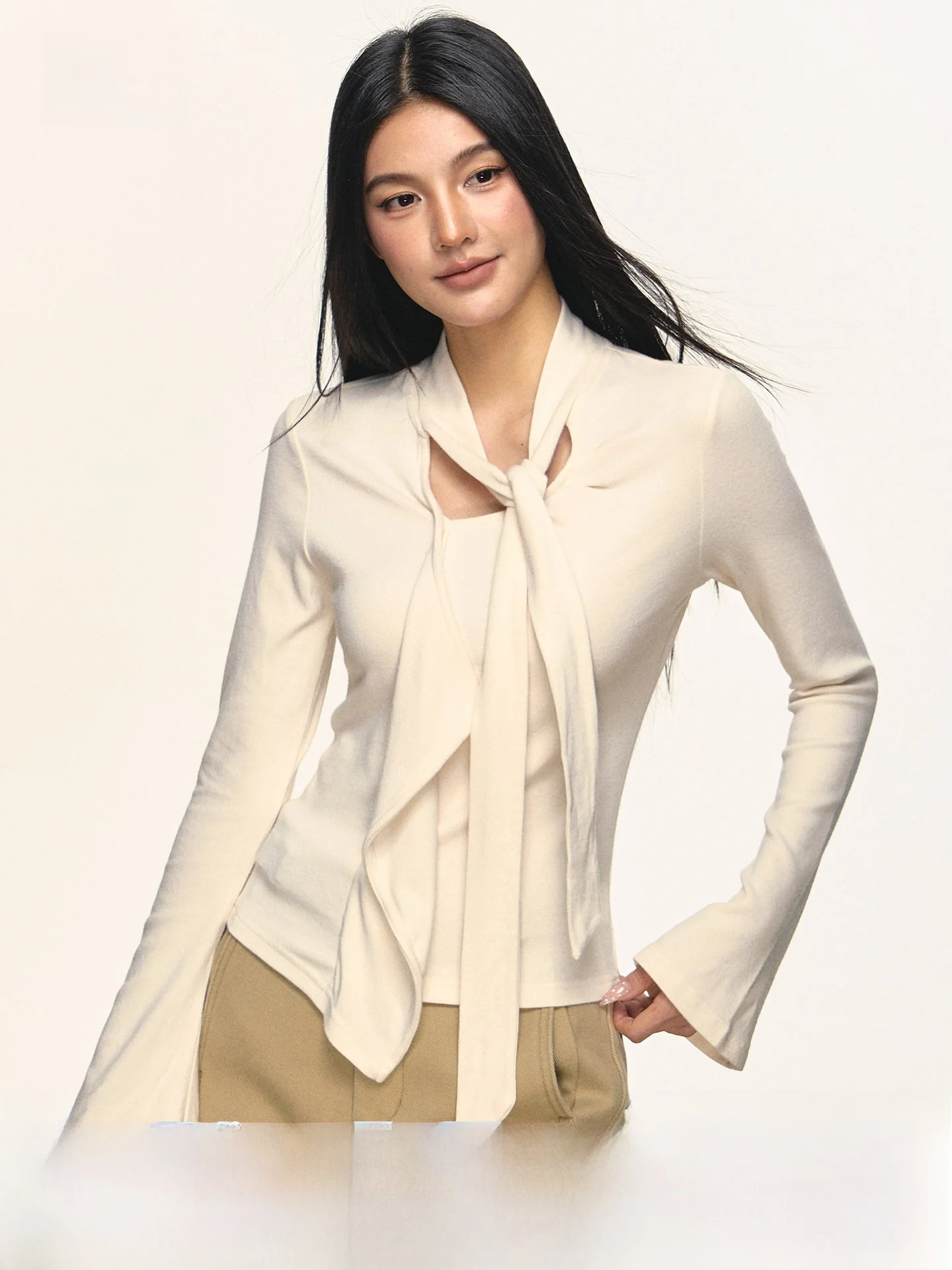 Anna Aneae Women's Knitted Sweater with Tie Slim Fit Long Sve Base irt Spring Faion Design Casual Chic
Anna Aneae Women's Knitted Sweater with Tie Slim Fit Long Sve Base irt Spring Faion Design Casual Chic