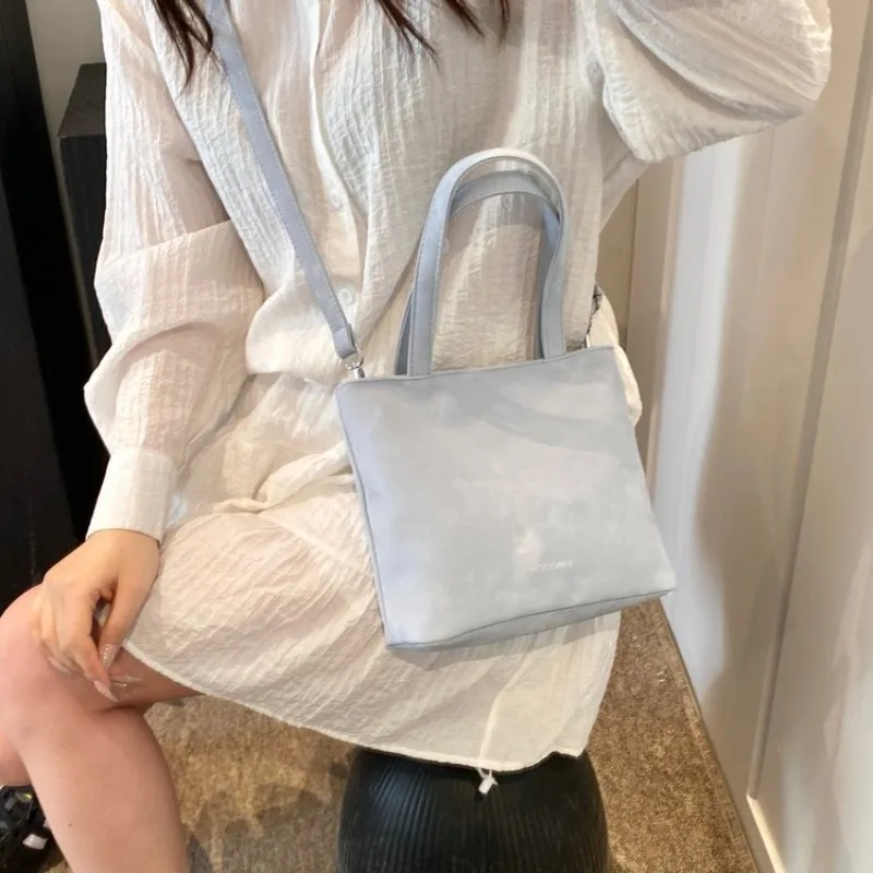 Elegant Leather Diaper Bag Women Crossbody Handbag For Daily Casual High End Minimalist Fashionable Unique Leisure Purse
Elegant Leather Diaper Bag Women Crossbody Handbag For Daily Casual High End Minimalist Fashionable Unique Leisure Purse
