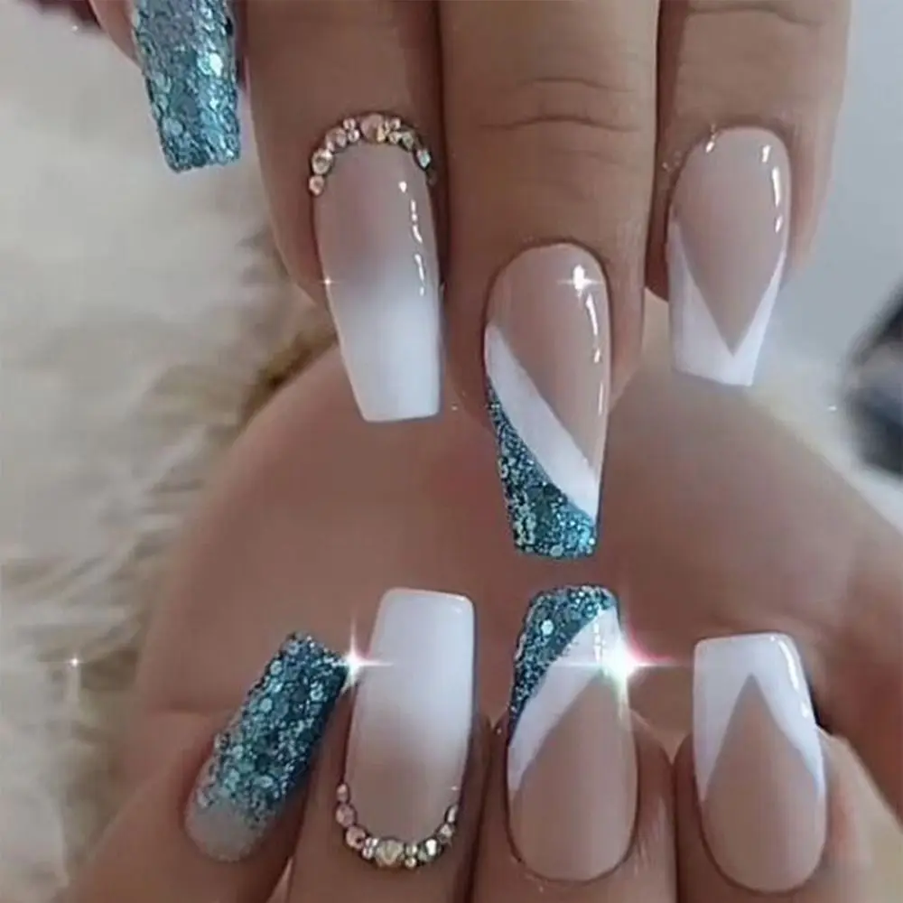 24pcs Long T-shape Fake Nails Square Head French Nail Glitter Powder Rhinestone Waterproof Faux Medium Fingernails
24pcs Long T-shape Fake Nails Square Head French Nail Glitter Powder Rhinestone Waterproof Faux Medium Fingernails