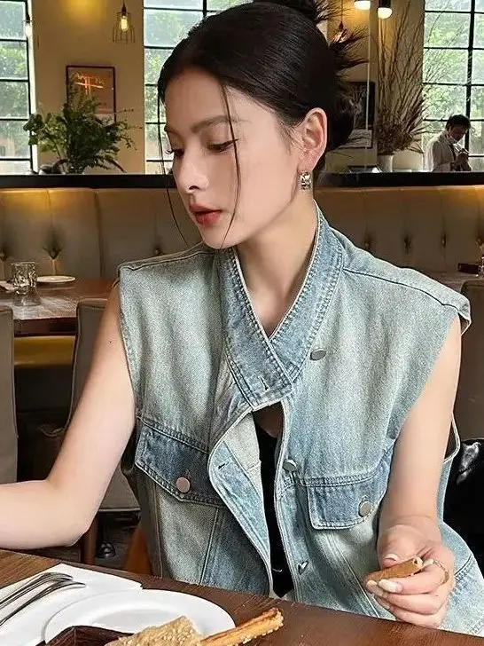 Vests Waistcoats Thin Womens Vest Dames Spring Cashmere Full Lining Padded Insulated Mountaineering Genderless Durable Woolen OL
Vests Waistcoats Thin Womens Vest Dames Spring Cashmere Full Lining Padded Insulated Mountaineering Genderless Durable Woolen OL