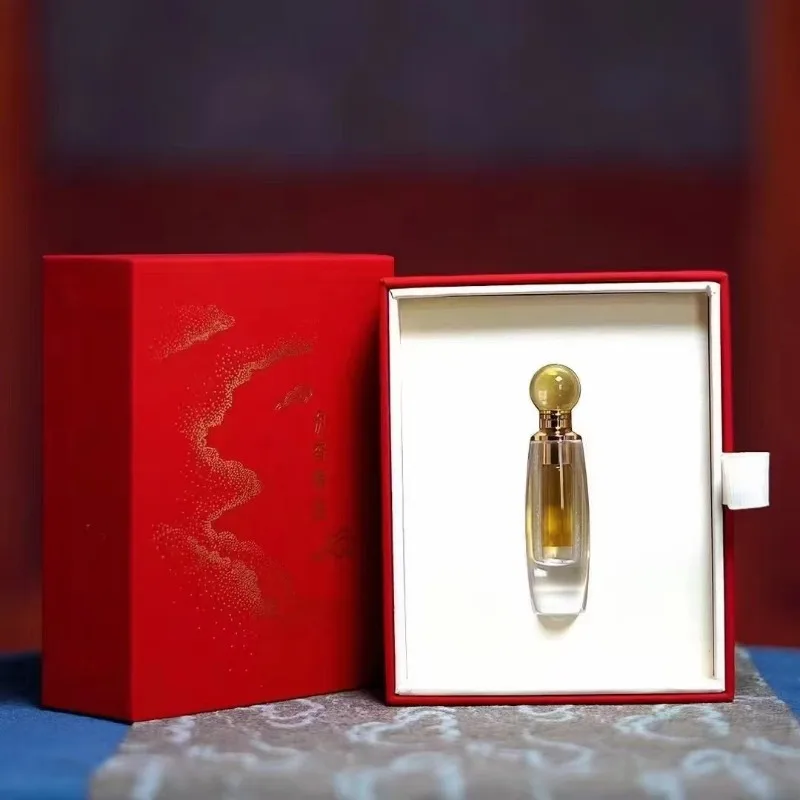 Hainan Agarwood Essential Oil/Agarwood Raw Material Supercritical Distillation of Essential Oil Extraction To Help Sleep Office
Hainan Agarwood Essential Oil/Agarwood Raw Material Supercritical Distillation of Essential Oil Extraction To Help Sleep Office