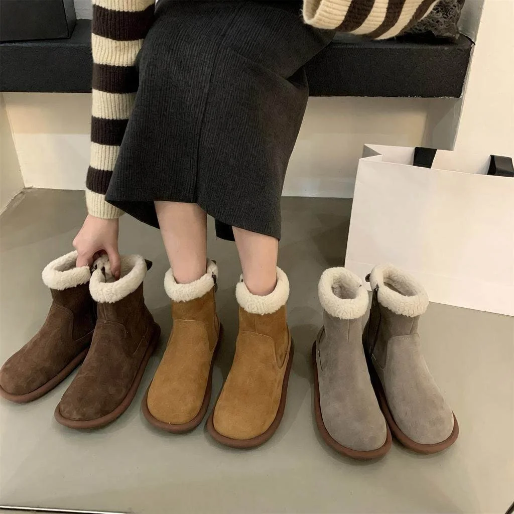 Fleece Lined Snow Boots Women's Winter Fashion Flat Bottom Cute Ugly Fur Short Boots Korean Style Spring Autumn Season
Fleece Lined Snow Boots Women's Winter Fashion Flat Bottom Cute Ugly Fur Short Boots Korean Style Spring Autumn Season