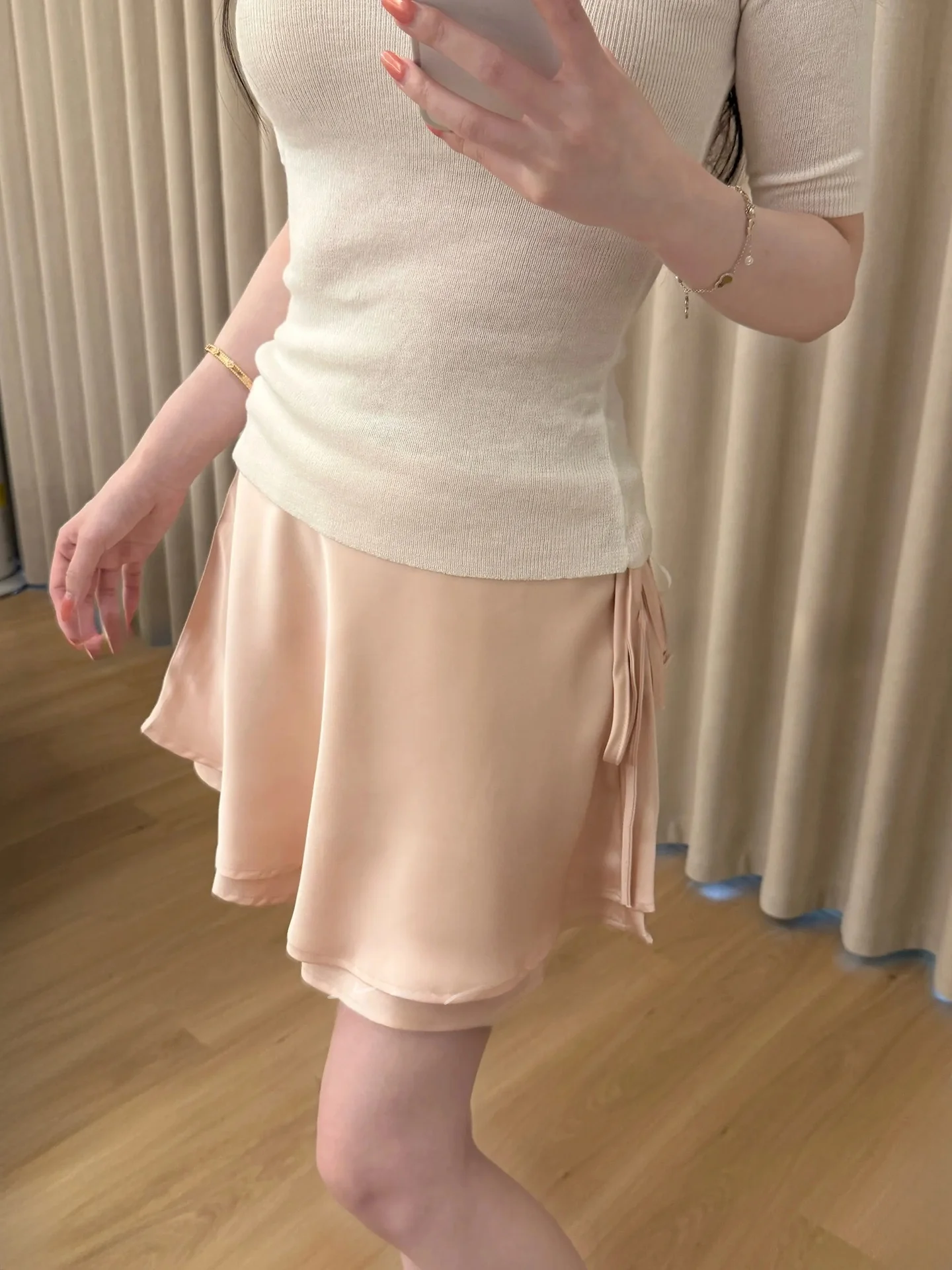 Beautiful Tie Waist A-Line Skirt Women Slimming Hip Covering High Waist Spring Season Fashionable Girl's Skirt
Beautiful Tie Waist A-Line Skirt Women Slimming Hip Covering High Waist Spring Season Fashionable Girl's Skirt