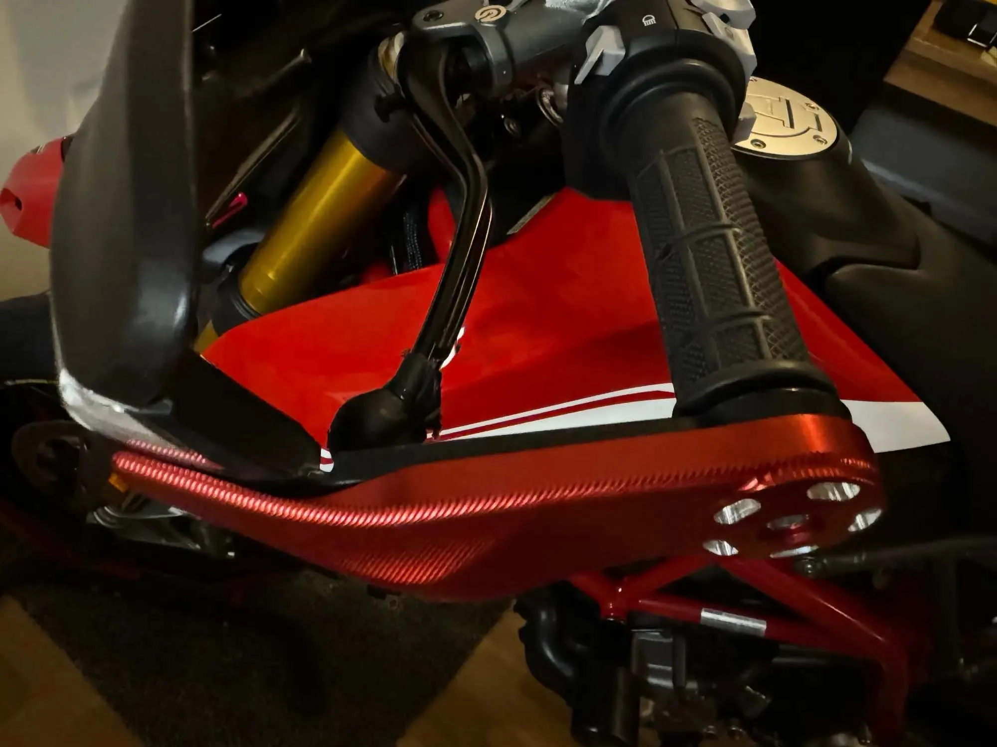 For Ducati Multistrada 1200 1260S 1200S 1260 S Hypermotard 950 SP 950SP Accessories Handlebar Handguard Hand Shield Guard Protec
For Ducati Multistrada 1200 1260S 1200S 1260 S Hypermotard 950 SP 950SP Accessories Handlebar Handguard Hand Shield Guard Protec