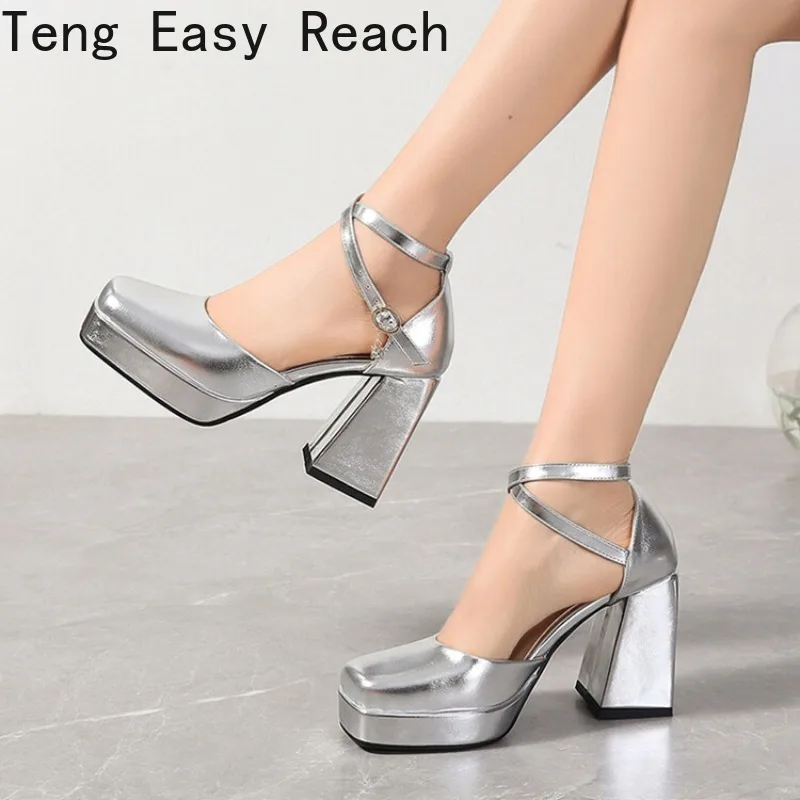 2026 Spring/Summer New Fashionable High Heels Women's Sandals Sexy Square Head Thick Soled Shoes Fashion Date Party Wearing
2026 Spring/Summer New Fashionable High Heels Women's Sandals Sexy Square Head Thick Soled Shoes Fashion Date Party Wearing