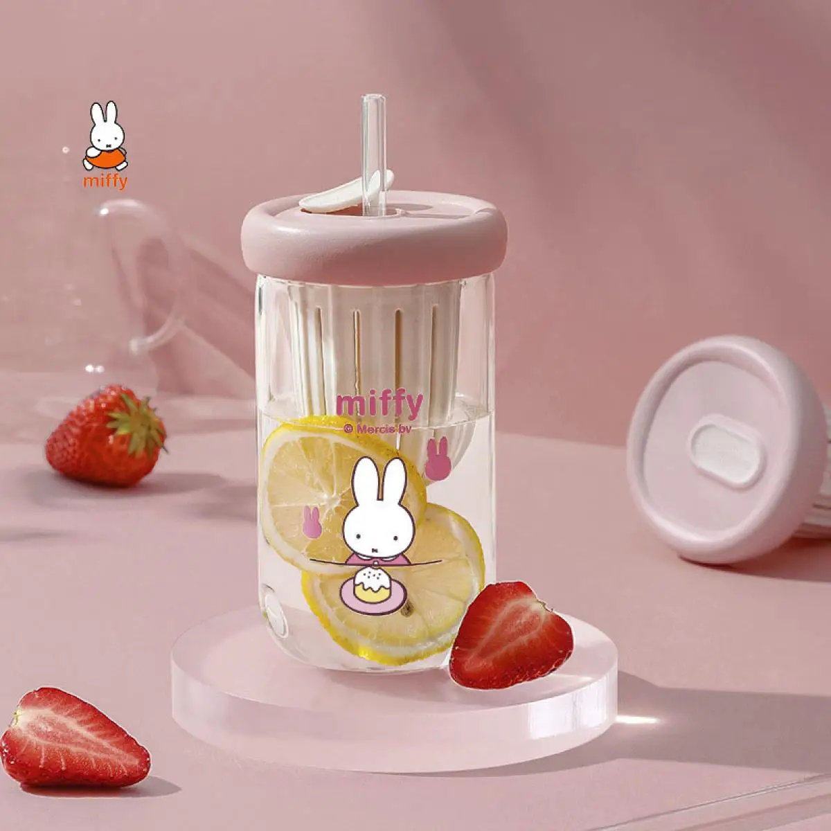 Miffy Kawaii мультяшная стеклянная чашка для воды большой емкости, милая соломенная чашка для воды с кроликом в стиле аниме, милая женская чашка для разделения чая и воды
Miffy Kawaii мультяшная стеклянная чашка для воды большой емкости, милая соломенная чашка для воды с кроликом в стиле аниме, милая женская чашка для разделения чая и воды
