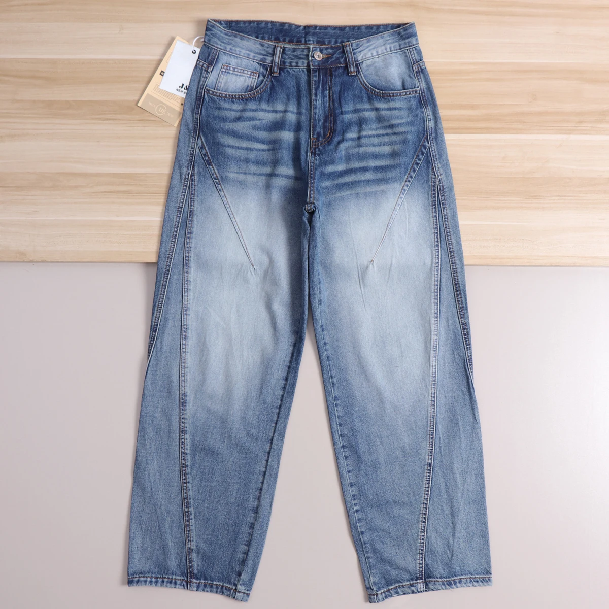 Men's Denim Jeans Low Waist Straight Leg Thin Loose Fit Summer High Street Wide Leg Pants Casual Comfortable Cotton Blend
Men's Denim Jeans Low Waist Straight Leg Thin Loose Fit Summer High Street Wide Leg Pants Casual Comfortable Cotton Blend