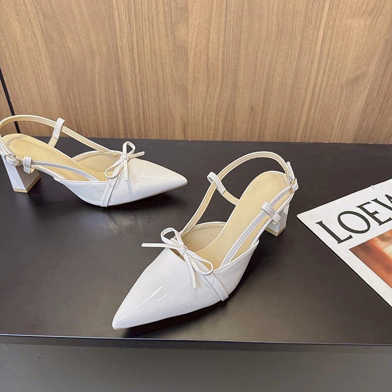 Elegant Butterfly Knot High Heel Sandals Women's French Design Pointed Toe Cover Head Summer New Style Ladies Rubber Sole Shoes
Elegant Butterfly Knot High Heel Sandals Women's French Design Pointed Toe Cover Head Summer New Style Ladies Rubber Sole Shoes