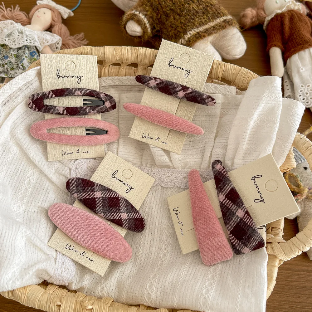 Pink Coffee Plaid Water Drop BB Clip Cute Oval Bangs Side Clip Hairpin Sweet Girls Hair Clip Barrettes Headwear Hair Accessories
Pink Coffee Plaid Water Drop BB Clip Cute Oval Bangs Side Clip Hairpin Sweet Girls Hair Clip Barrettes Headwear Hair Accessories