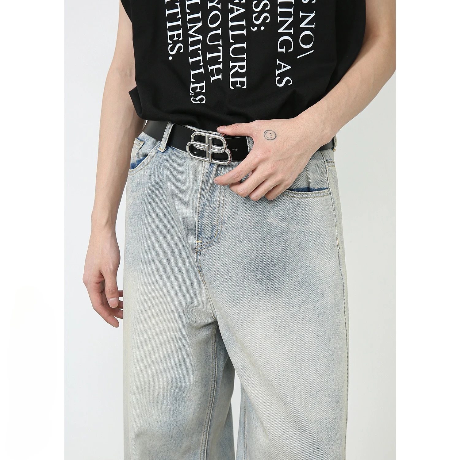 Streetwear Washed Vintage Solid Jeans Men's Y2K Straight Baggy Flare Pants Unisex Casual Denim Trousers
Streetwear Washed Vintage Solid Jeans Men's Y2K Straight Baggy Flare Pants Unisex Casual Denim Trousers