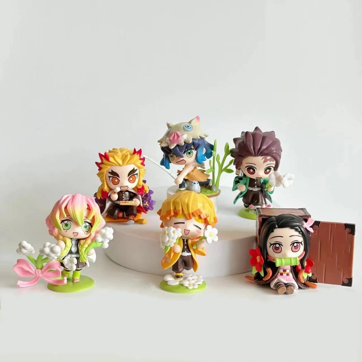 Demon Slayer Tanjiro Kamado Nezuko Anime Cartoon Figure Color Box Creative Personalized Statue Model Ornament Surprise Gift Box
Demon Slayer Tanjiro Kamado Nezuko Anime Cartoon Figure Color Box Creative Personalized Statue Model Ornament Surprise Gift Box