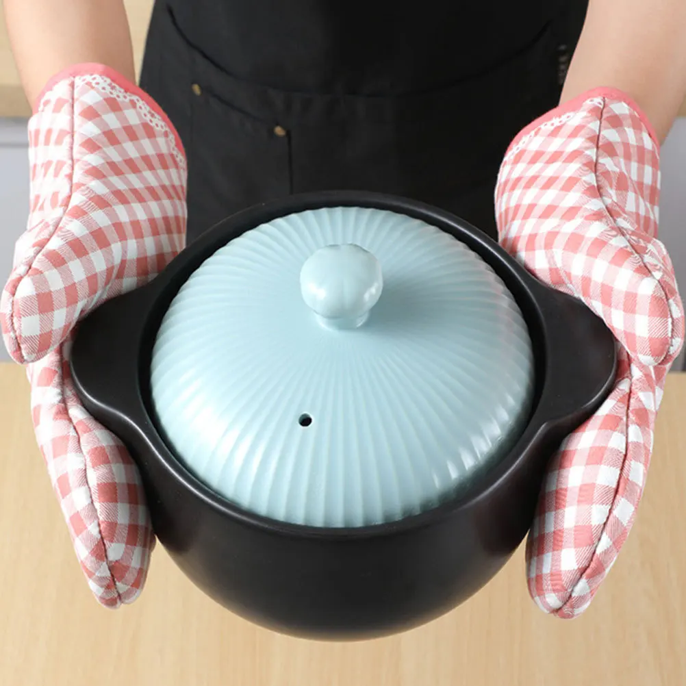 1Pair Thickened Heat Resistant Oven Gloves for Baking Cooking Polyester Anti-Scald Comfortable Fit
1Pair Thickened Heat Resistant Oven Gloves for Baking Cooking Polyester Anti-Scald Comfortable Fit