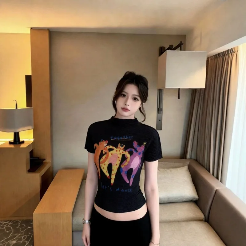 Miyake Pleated Short Sleeve Women's T-Shirt Plisse Unique Print 2026 Summer New Niche Design Slim Fit Pleats Age-Reducing Top
Miyake Pleated Short Sleeve Women's T-Shirt Plisse Unique Print 2026 Summer New Niche Design Slim Fit Pleats Age-Reducing Top