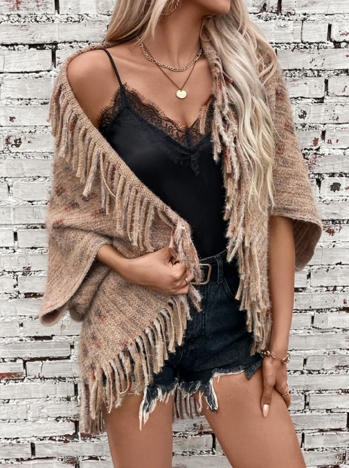 Women's Fashion Casual Shawl 2024 Autumn New Colorful Plaid Knitted Tassel Capes Loose Print Batwing Sleeve Shawl Overcoat
Women's Fashion Casual Shawl 2024 Autumn New Colorful Plaid Knitted Tassel Capes Loose Print Batwing Sleeve Shawl Overcoat