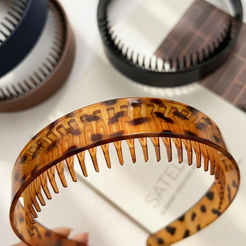 2026 Women Headband Extra-Wide Anti-Slip Teeth Plastic Hair Hoop Strong Fixation Hairband Washing Face Hair Accessory
2026 Women Headband Extra-Wide Anti-Slip Teeth Plastic Hair Hoop Strong Fixation Hairband Washing Face Hair Accessory