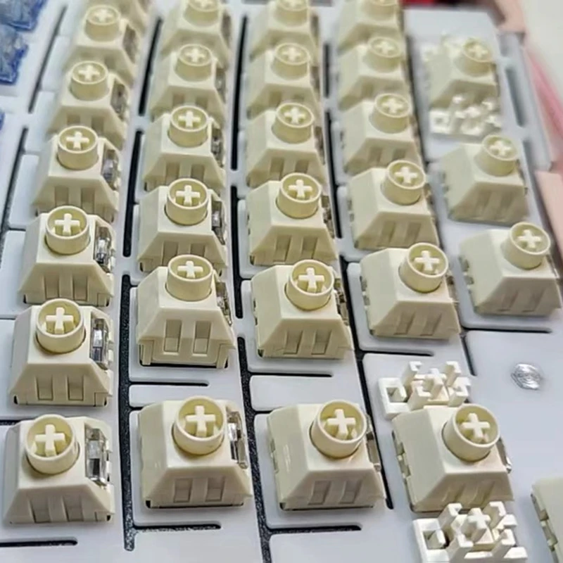 Kailh BOX Кокосовая латте мороженое тихий переключатель пользовательская механическая клавиатура RGB 3pin 45g линейный POM бесшумные переключатели для офиса GK61
Kailh BOX Кокосовая латте мороженое тихий переключатель пользовательская механическая клавиатура RGB 3pin 45g линейный POM бесшумные переключатели для офиса GK61
