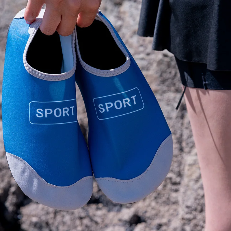 Summer Unisex Adult Creek Shoes Quick-Dry Non-Slip Beach Shoes Men Women Adult Soft-Soled Barefoot Water Shoes Breathable Swim
Summer Unisex Adult Creek Shoes Quick-Dry Non-Slip Beach Shoes Men Women Adult Soft-Soled Barefoot Water Shoes Breathable Swim