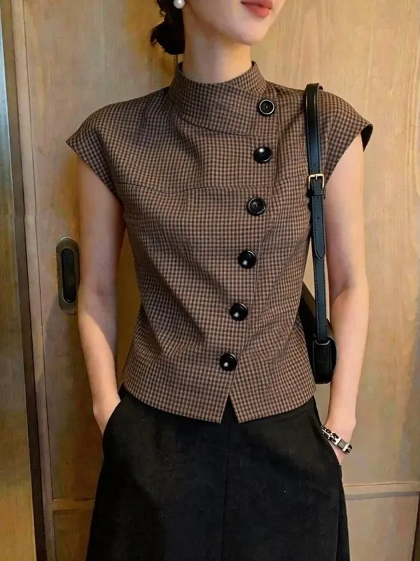 Retro Coffee Short Sleeve Shirt Stand Collar Casual Elegant Summer Women's Fashion Top Trendy Button down Slimming Cardigan
Retro Coffee Short Sleeve Shirt Stand Collar Casual Elegant Summer Women's Fashion Top Trendy Button down Slimming Cardigan