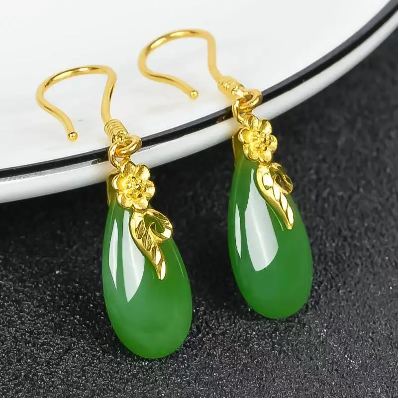 Classic Hot Sale Gold Classic Earrings Inlaid with Jade Earrings Classic Temperament Exquisite Earrings Gifts
Classic Hot Sale Gold Classic Earrings Inlaid with Jade Earrings Classic Temperament Exquisite Earrings Gifts